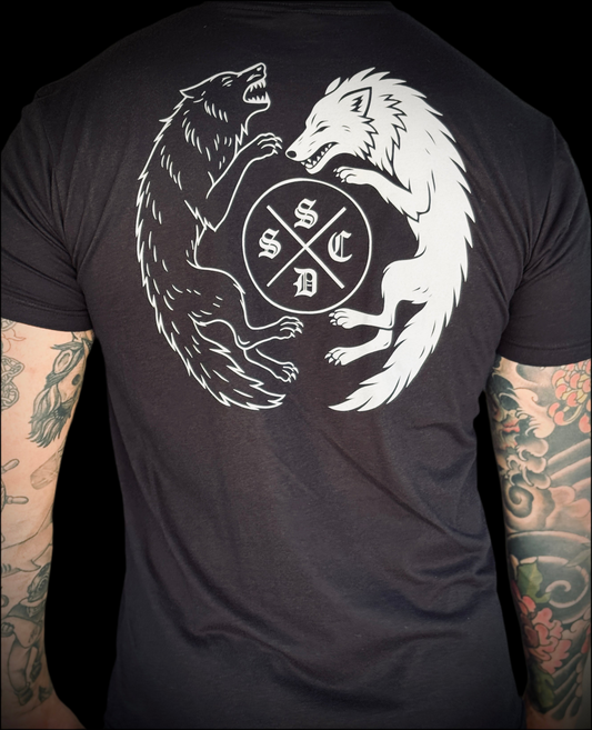 ETERNAL HUNT TEE